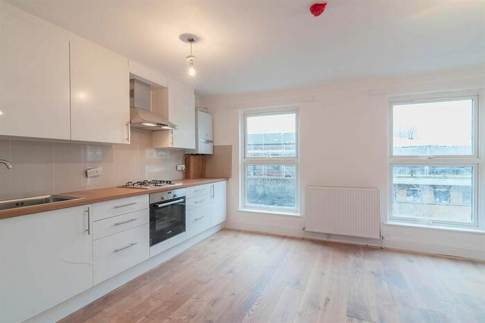 2 Bedroom Flat To Rent In Brooksby's Walk, Chatsworth Road London, E9