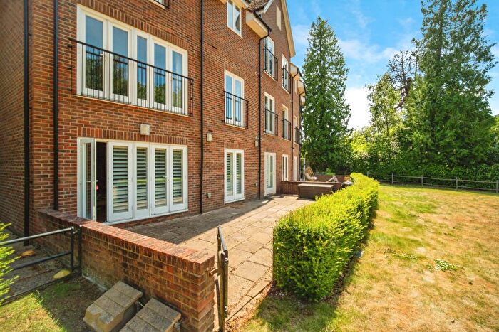 2 Bedroom Flat For Sale In London Road, Ascot, SL5