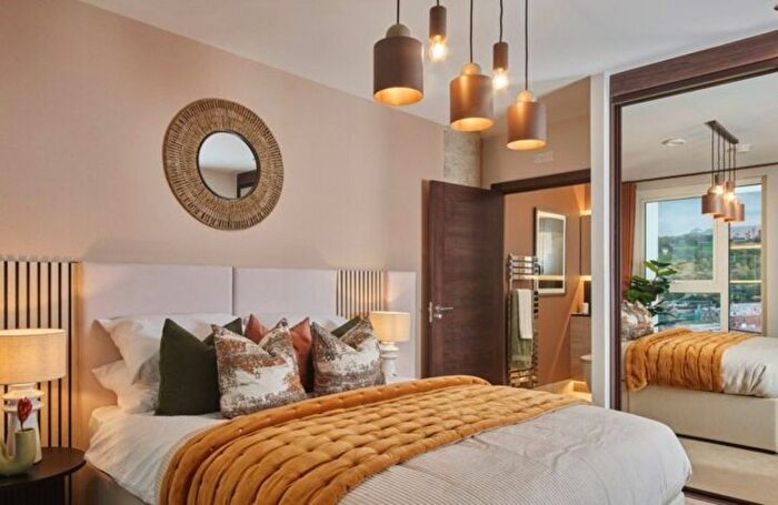 2 Bedroom Flat To Rent In Caxton Road, London, N22