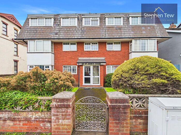 1 Bedroom Flat For Sale In Park Road, St. Johns Court, FY1