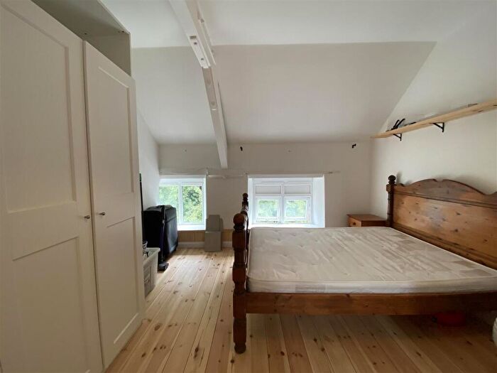2 Bedroom Apartment To Rent In Burgoyne Road, Sheffield, S6