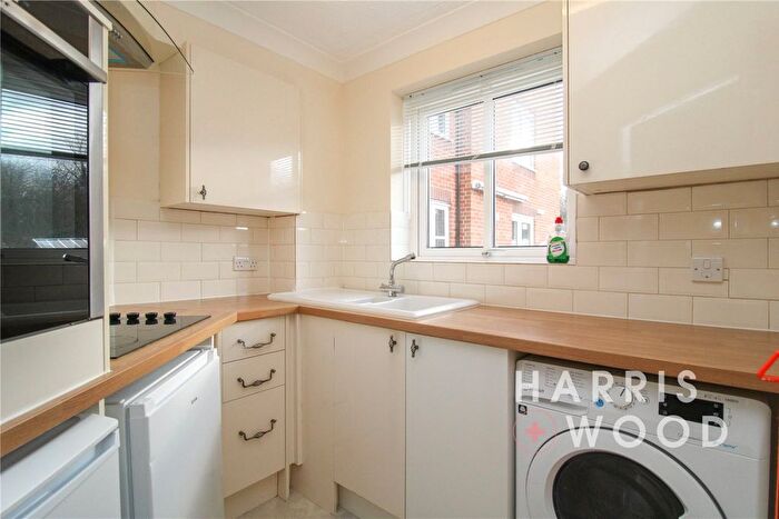 1 Bedroom Flat For Sale In Newland Street, Witham, Essex, CM8