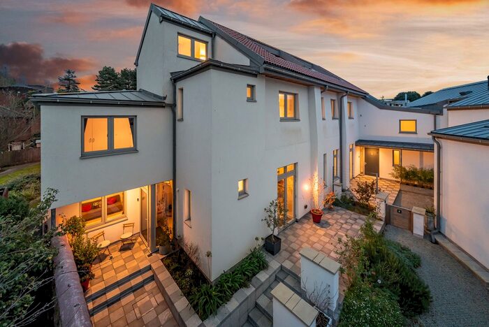 3 Bedroom Semi-Detached House To Rent In Lower Coombe Street, Exeter, EX1