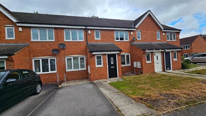 3 Bedroom Town House To Rent In Kingfisher Drive, Wombwell, S73
