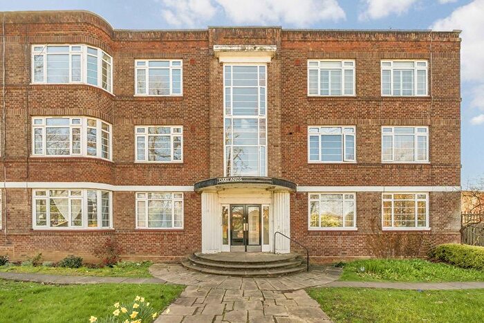 2 Bedroom Flat For Sale In Argyle Road, Ealing, W13