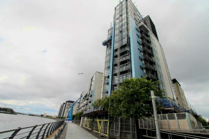 2 Bedroom Flat To Rent In Castlebank Drive, Glasgow Harbour, Glasgow, G11