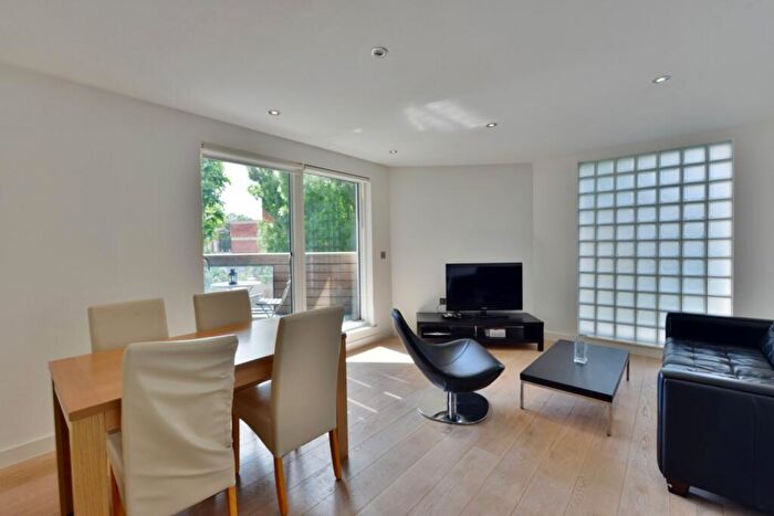 2 Bedroom Flat To Rent In Abbey Road, St Johns Wood, NW8