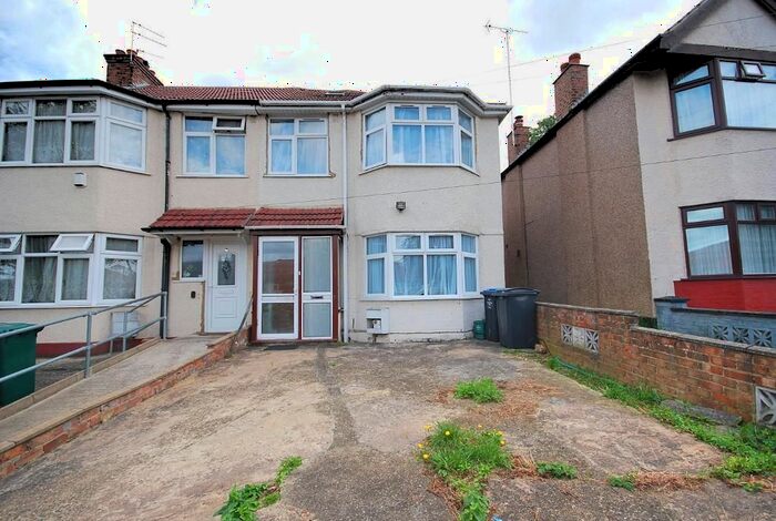 3 Bedroom End Of Terrace House To Rent In Bridgewater Road, Wembley, Middlesex, HA0