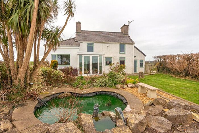 4 Bedroom Detached House For Sale In Pencraigwen, Llannerch-y-Medd, Isle Of Anglesey, LL71