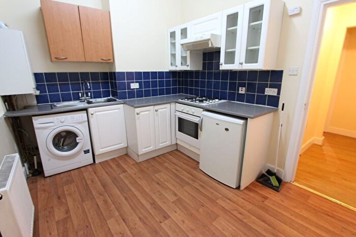 1 Bedroom Flat To Rent In North End Road, London, W14