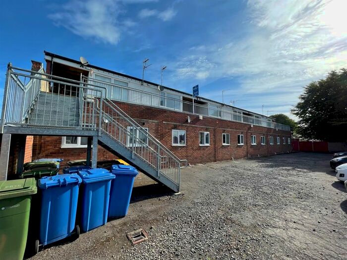 2 Bedroom Flat To Rent In Church Drive, Leven, Beverley, HU17
