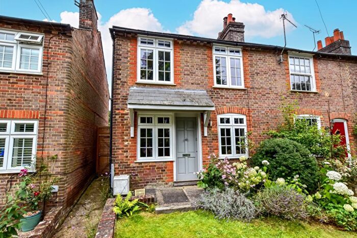 3 Bedroom Terraced House For Sale In Bois Moor Road, Chesham, HP5
