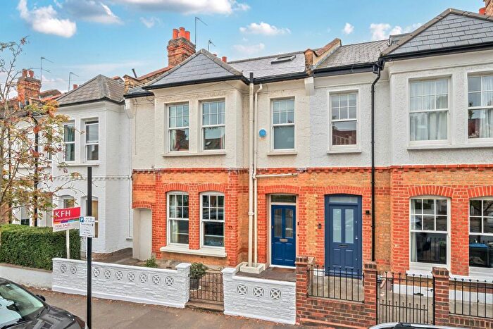 4 Bedroom Terraced House For Sale In Wyndcliff Road, London, SE7