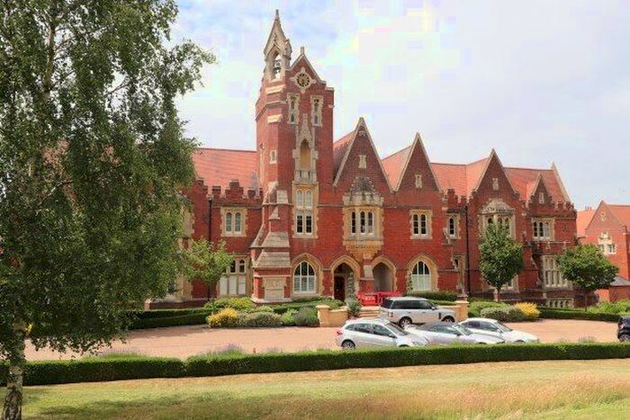 Studio To Rent In The Clock Tower, Brentwood, CM14