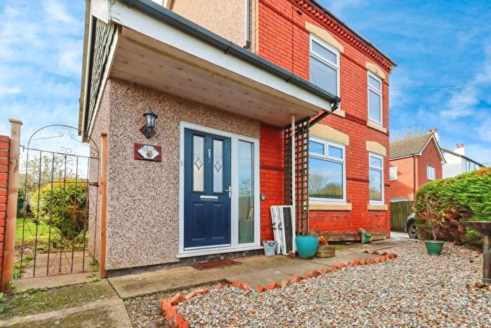 3 Bedroom Detached House For Sale In Highfield Road, Highfield, Wrexham, LL11