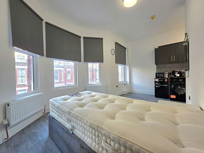 Studio To Rent In Lime Hill Road, Tunbridge Wells, Kent, TN1