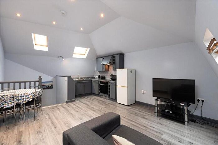 1 Bedroom Mews To Rent In Cornton Place, Crieff, Perthshire, PH7