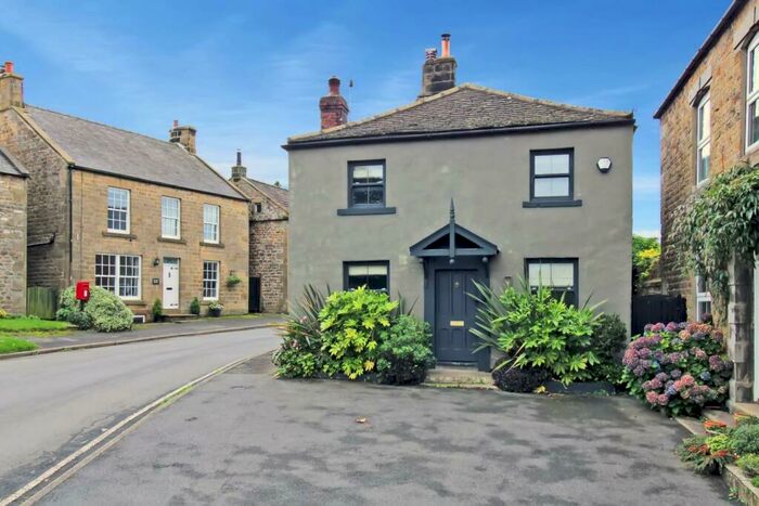 2 Bedroom Terraced House For Sale In Main Street, Kirkby Malzeard, Ripon, HG4