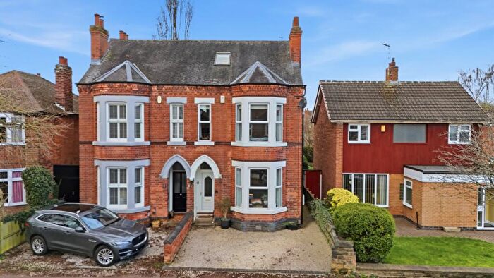 4 Bedroom Semi Detached House For Sale In Adbolton Grove, West Bridgford, Nottingham, Nottinghamshire, NG2