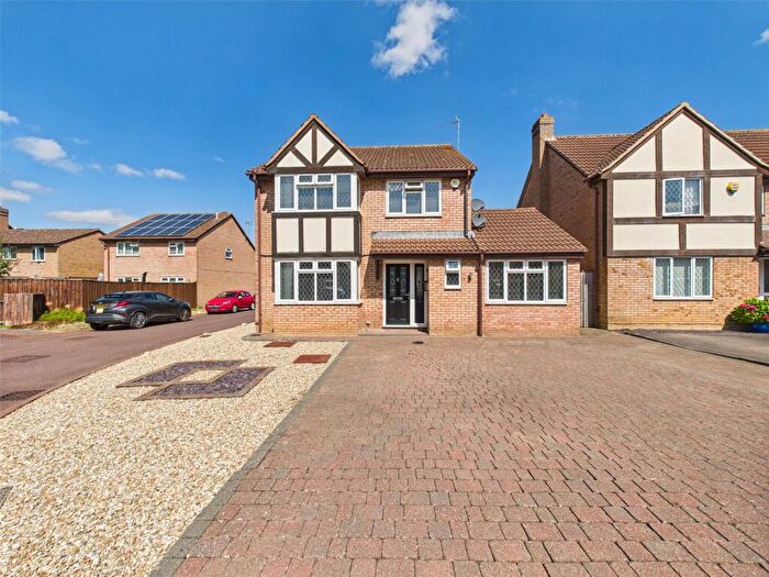 4 Bedroom Detached House For Sale In Morwent Close, Abbeymead, Gloucester, Gloucestershire, GL4