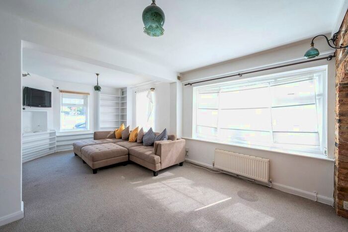 3 Bedroom Semi-Detached House To Rent In Cannon Hill Lane, Raynes Park, London, SW20