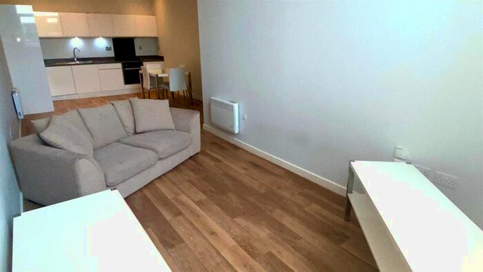 2 Bedroom Property To Rent In Tate House, New York Road, LS2