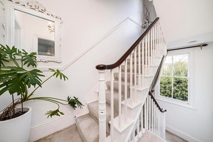 3 Bedroom Terraced House For Sale In Upper Brockley Road, Brockley, SE4