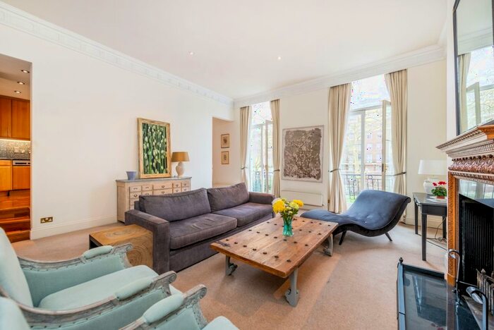 2 Bedroom Flat To Rent In Bryanston Square, London, W1H