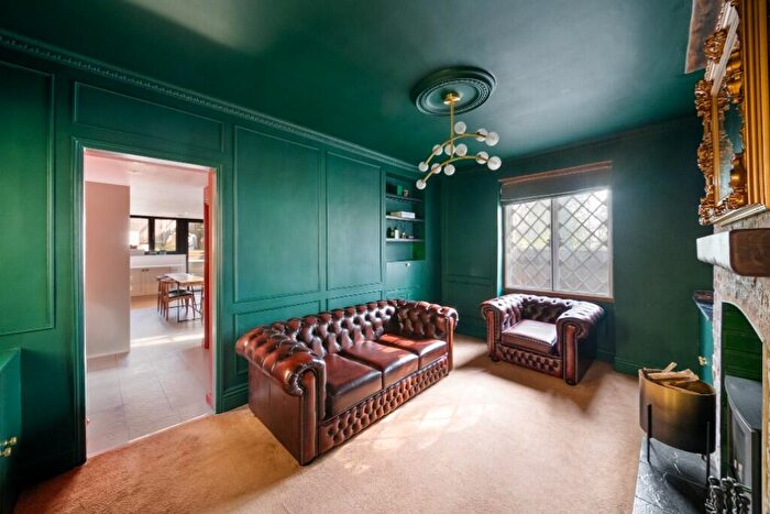 4 Bedroom Cottage To Rent In Reigate Hill, Reigate, Surrey, RH2