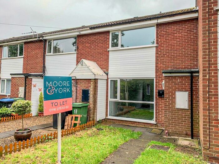 2 Bedroom Town House To Rent In Byron Close, LE8