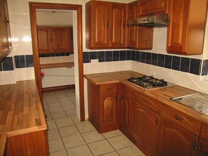 3 Bedroom Semi-Detached House To Rent In Hazel Gardens, Wisbech, PE13