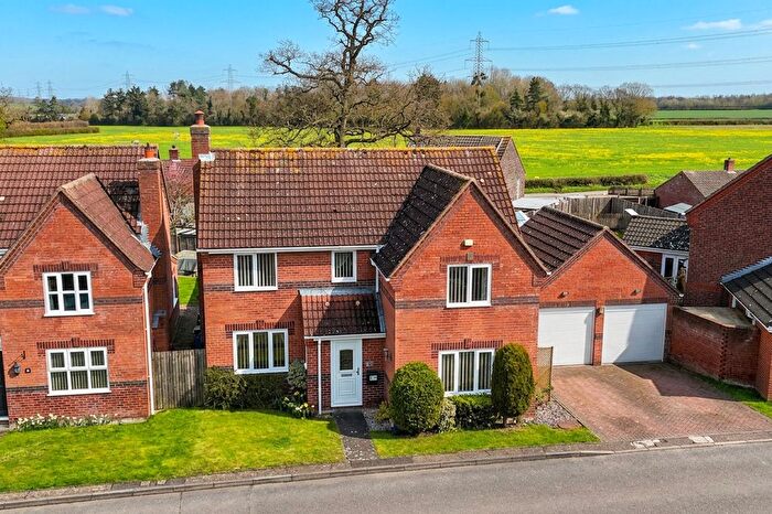 4 Bedroom Detached House For Sale In Potters Crescent, Great Moulton, Norwich, NR15