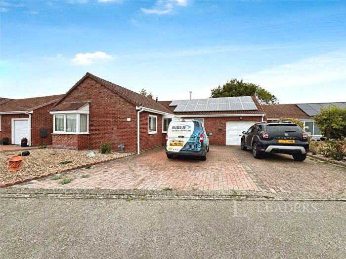 4 Bedroom Bungalow For Sale In Sudbourne Avenue, Clacton-on-Sea, Essex, CO16
