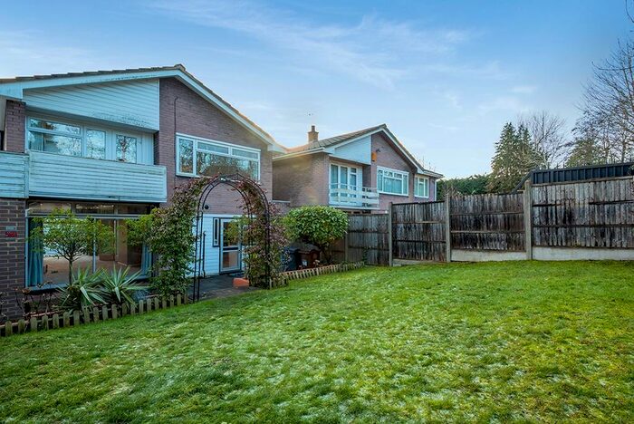 4 Bedroom Detached House To Rent In Culverlands Close Stanmore, HA7