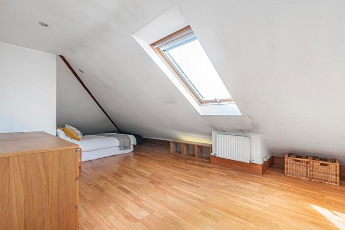 5 Bedroom Apartment To Rent In Nelgarde Road London, SE6