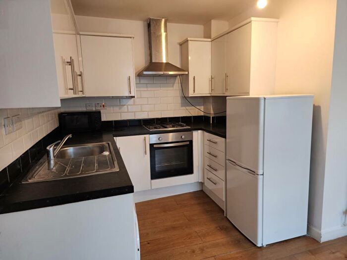 2 Bedroom Apartment To Rent In Woking, Surrey, GU21