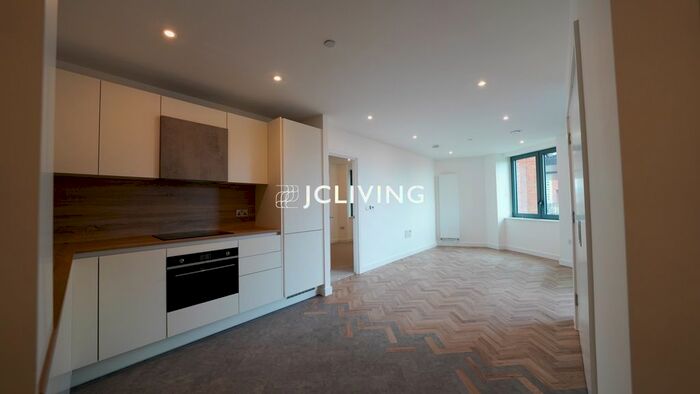 1 Bedroom Flat To Rent In Barratt Industrial Park, Gillender Street, London, E3