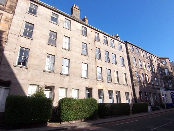 1 Bedroom Flat To Rent In Lauriston Place, Tollcross, Edinburgh, EH3