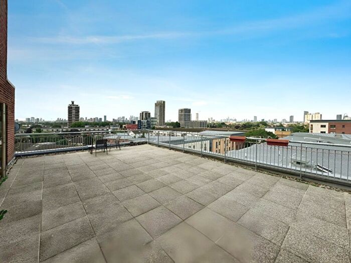 1 Bedroom Apartment To Rent In Pelly Road, London, E13