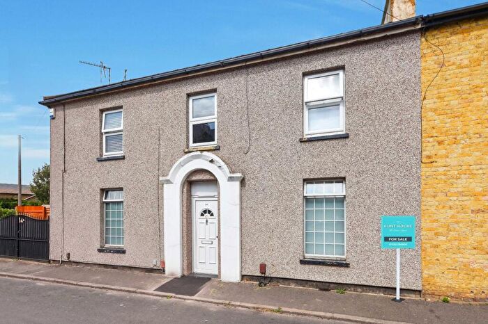1 Bedroom Apartment For Sale In Hinguar Street, Shoebury Village, Shoeburyness, Essex, SS3