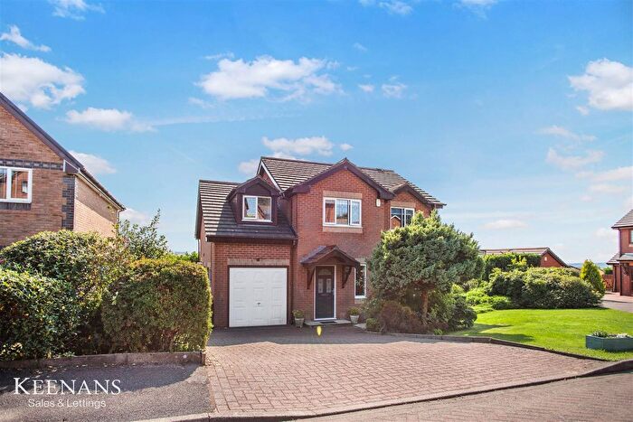 4 Bedroom Detached House For Sale In Clockhouse Grove, Burnley, BB10