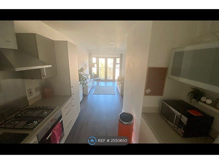 1 Bedroom Flat To Rent In The Riva Building, London, SE13