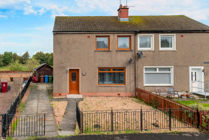 3 Bedroom Semi-Detached House For Sale In Kenmuir Street, Falkirk, FK1