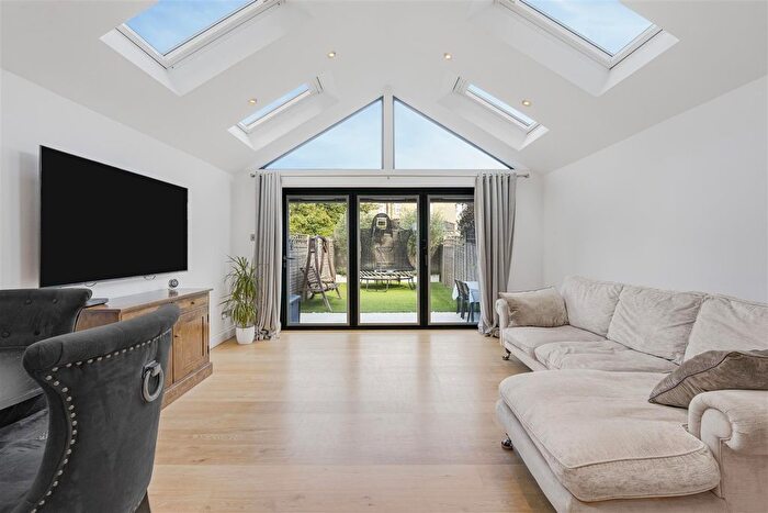 3 Bedroom Terraced House For Sale In Clarence Road, London, SW19