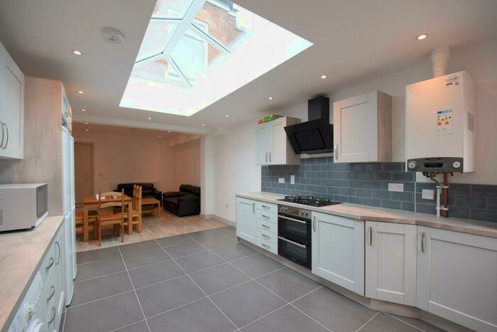 5 Bedroom Terraced House To Rent In Dartmouth Road Selly Oak, B29