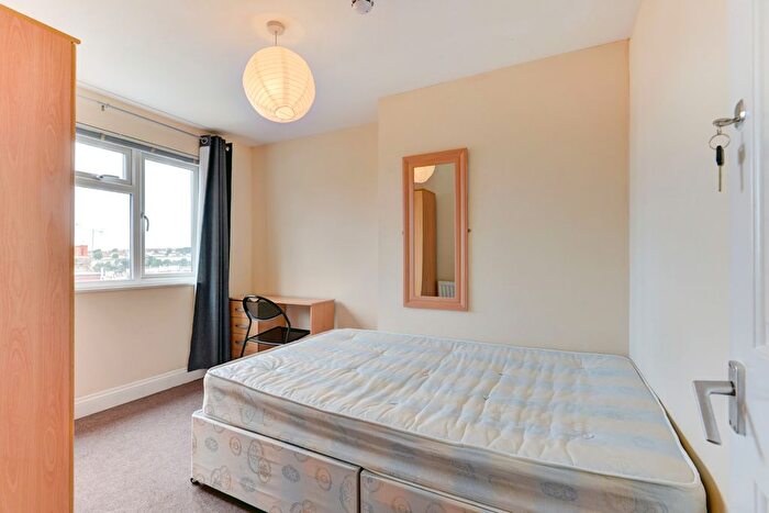 7 Bedroom Semi-Detached House To Rent In Whippingham Road, Brighton, BN2