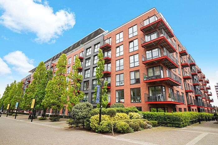1 Bedroom Flat To Rent In Warehouse Court, Major Draper Street, London, SE18