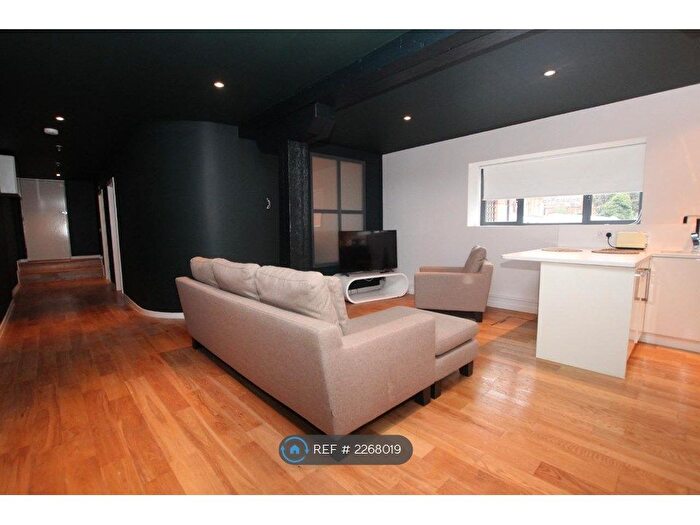 2 Bedroom Flat To Rent In The Old Reading Brewery, Reading, RG1