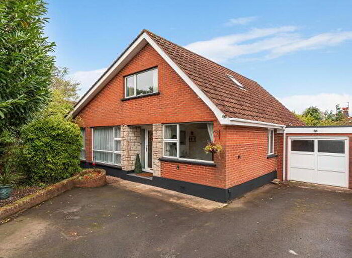 4 Bedroom Detached House For Sale In Pinehill Green, Bangor, BT19