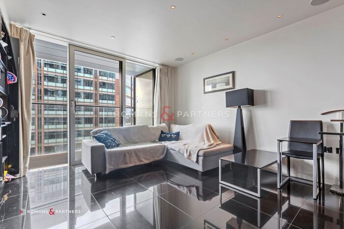 1 Bedroom Studio To Rent In The Heron, Moorgate, EC2Y